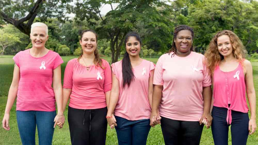 Femmes solidaires, octobre rose dépistage, sensibilisation, ruban rose, cancer du sein
