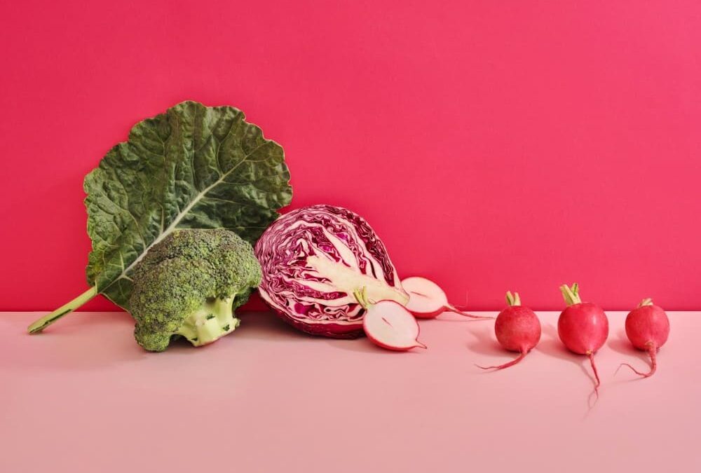 4 aliments qui détruisent les cellules cancéreuses, radis brocolis
