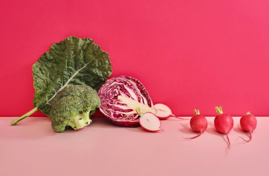 4 aliments qui détruisent les cellules cancéreuses, radis brocolis