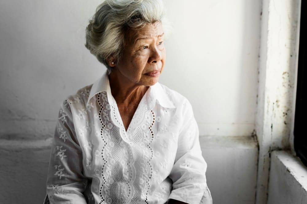 Femme asiatique âgée, maladie d'Alzheimer